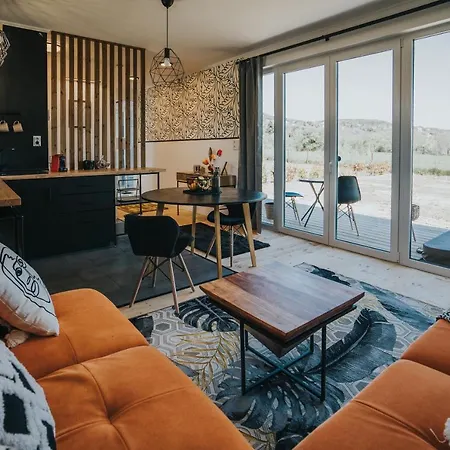 Halacs Homes Boutique Cabins, Unique Villa Balatonalmádi
