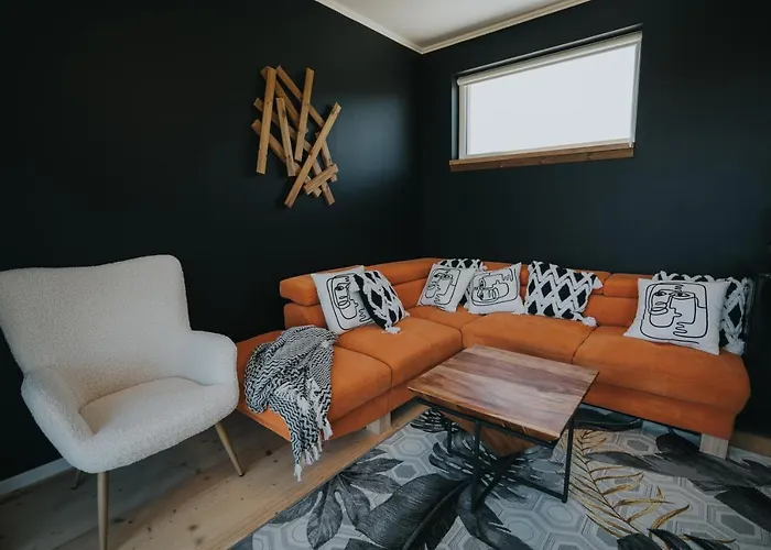 Villa Halacs Homes Boutique Cabins, Unique *