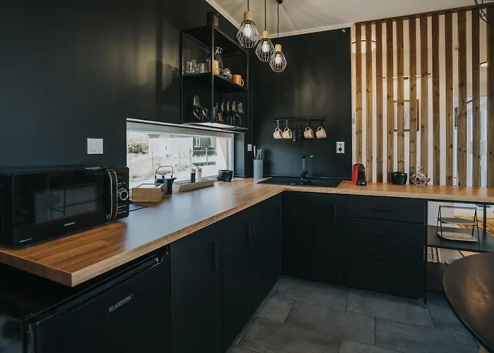 Halacs Homes Boutique Cabins, Unique *